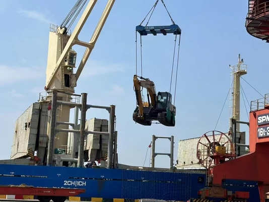 Μεταφορές βαρέων φορτίων από την Κίνα στην Ινδονησία